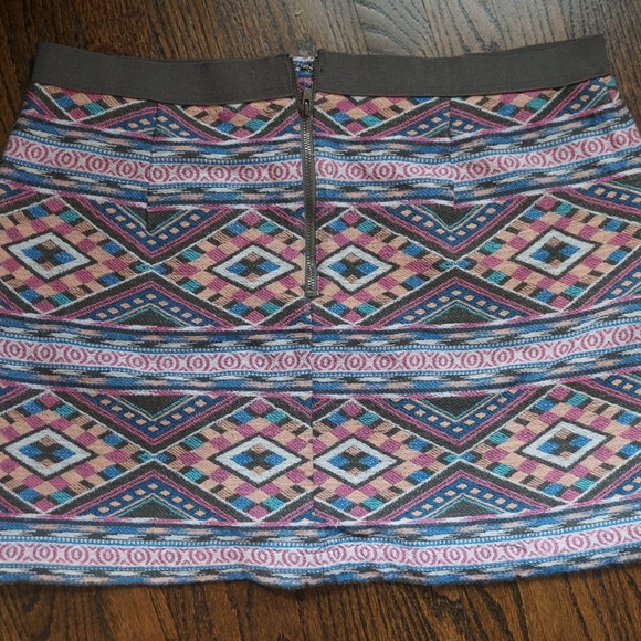 AMERICAN EAGLE OUTFITTERS SKIRT - Picture 2 of 3